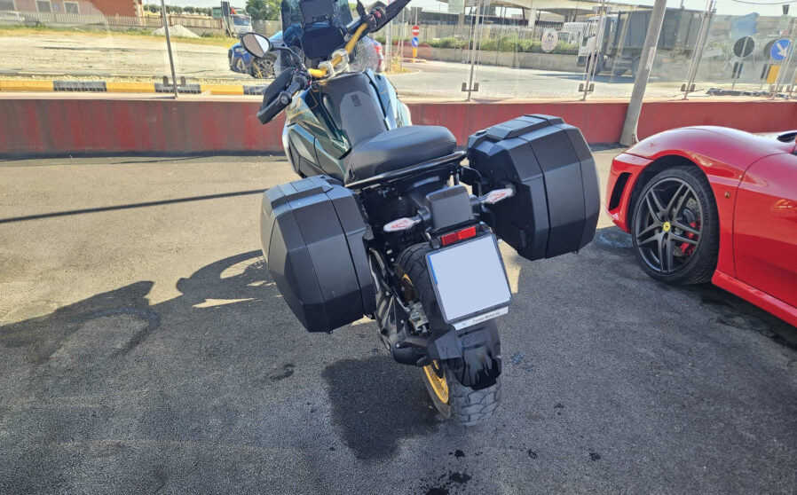 gs1300 (2)