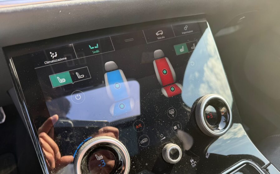 Range Rover Velar (12)