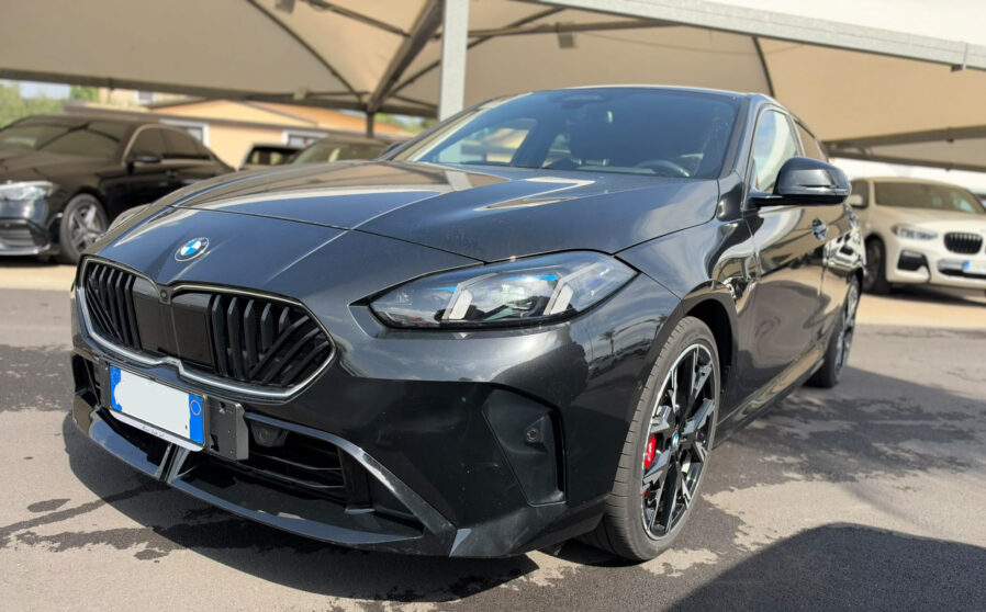 bmw118 (5)